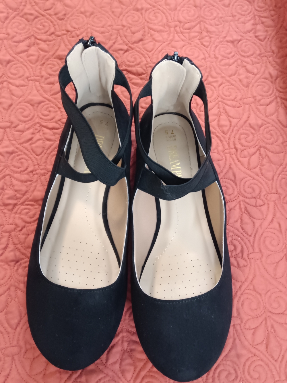 DreamPairs Black Women's Cross-Strap Flats~ Size7.5